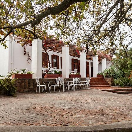 Bed and Breakfast Ayama Wine Farm - Manor House Веллингтон Экстерьер фото