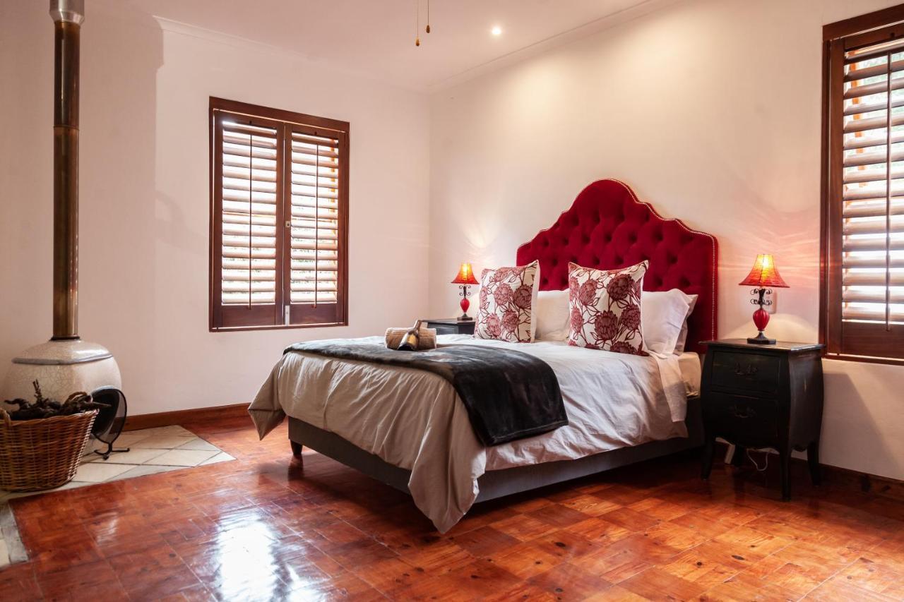 Bed and Breakfast Ayama Wine Farm - Manor House Веллингтон Экстерьер фото